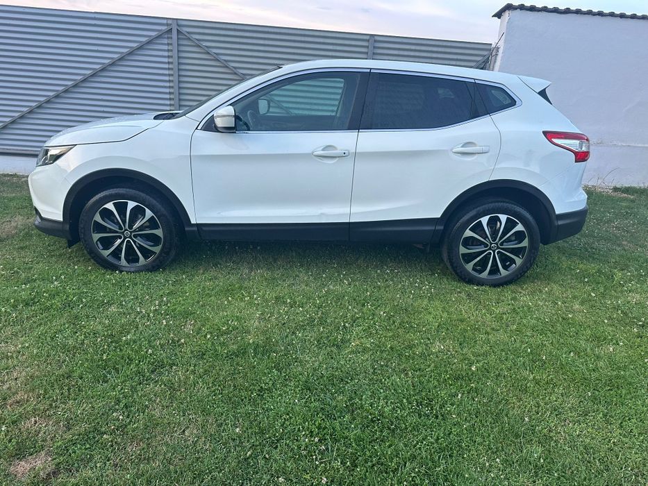 NISSAN Qashqai 2014