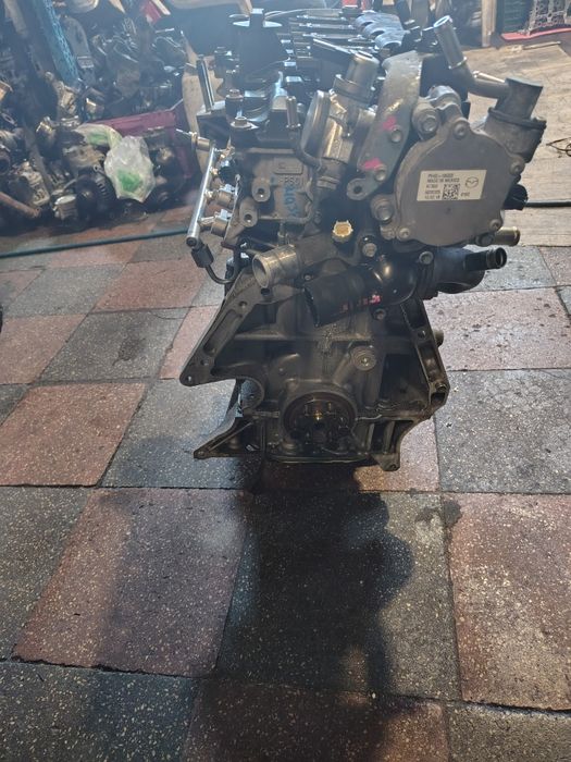 Motor complet fara anexe mazda 2 1.5benzina euro6 cod p5  injectoare pompa inalte rampa mazda 3 1.5 benzina euro6 cod p5