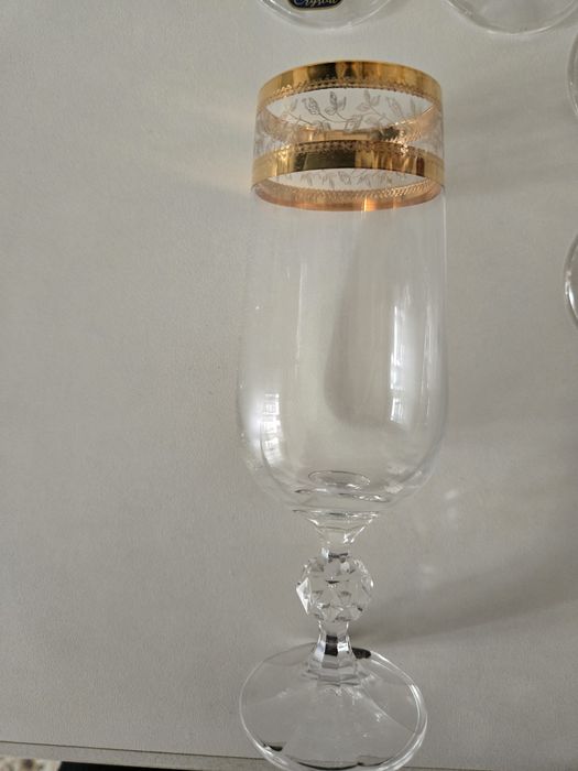 Продам бокалы из чешского стекла