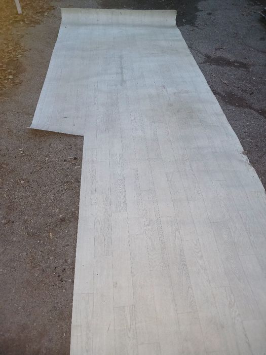 Продам линолеум б/у