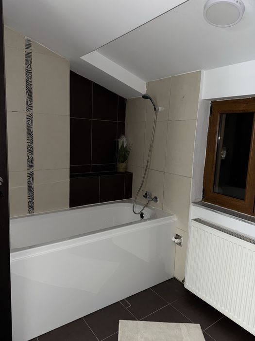 Apartament cu 4 camere