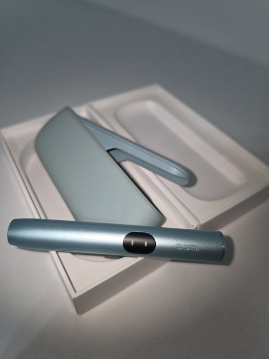 IQOS ILUMA I Breeze Blue