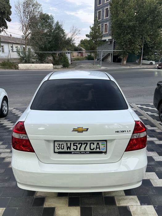 Продается nexia 3