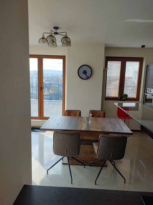 Двустаен, под наем, Център-ЦУМ