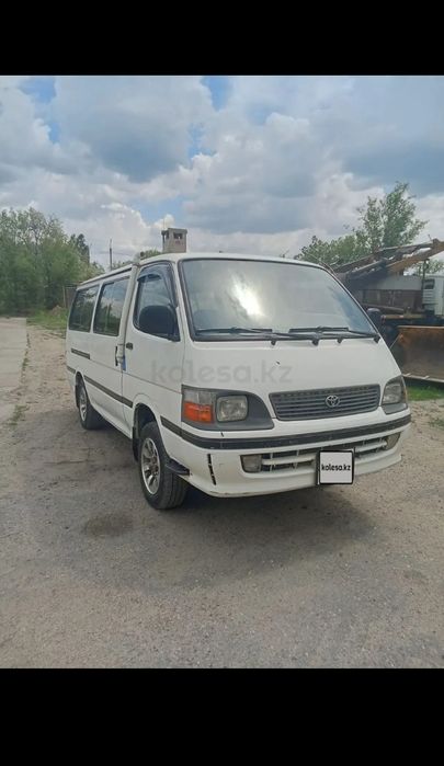 Тойота Хайс микроавтобус