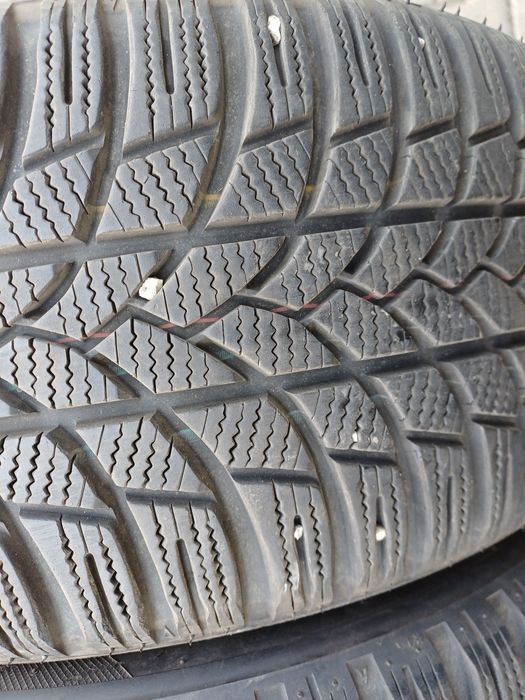 Гуми 235/45/17 Ласа