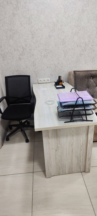 Офис мебеллар туплами сотилади