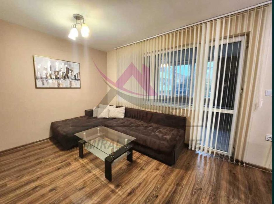 Топ локация -двустаен-Център