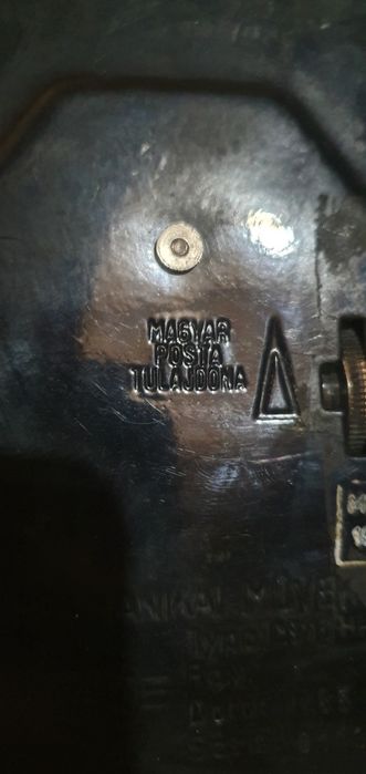 Telefon fix cu disc rotativ din 1985