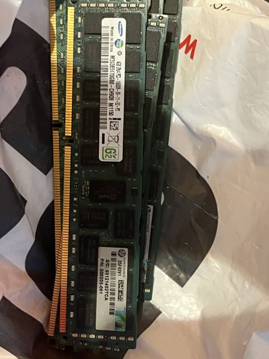 Продавам Видео карта Nvidia Palit 1050ti 4 gb и сървърна памет 6 броя по 4 гб на Самсунг