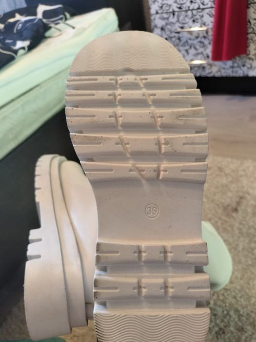 Обувь продам или обменяю