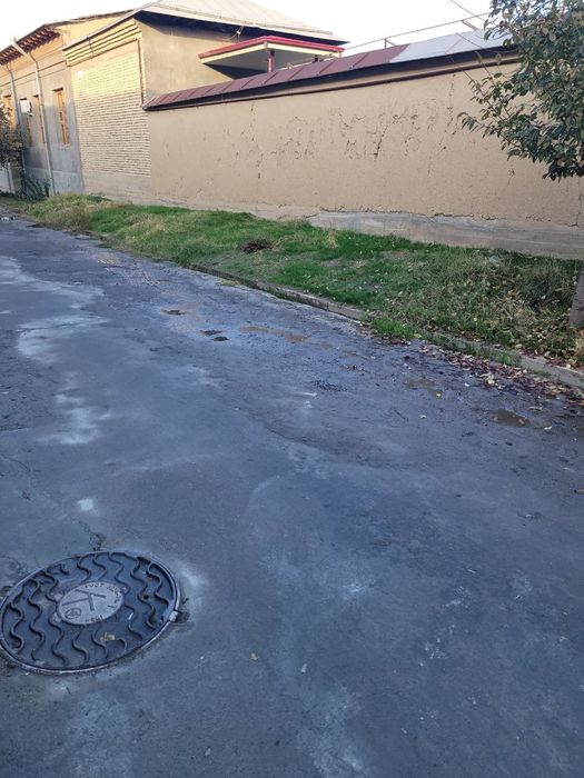 Назарбекда 1 хонали 8 сотих участка