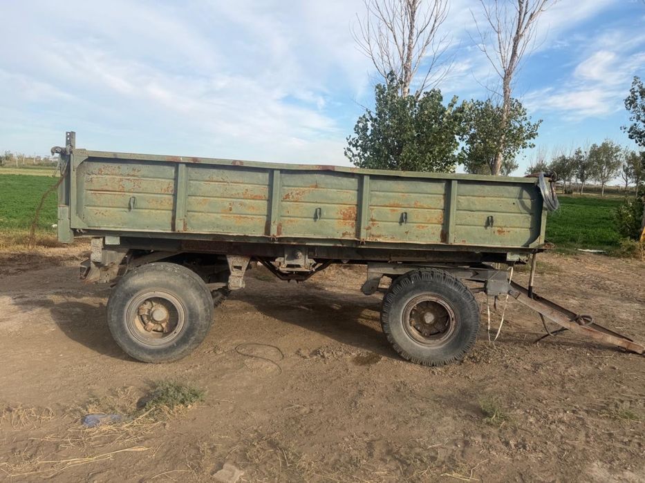 Продается самосвальный прицеп 10 тонный.