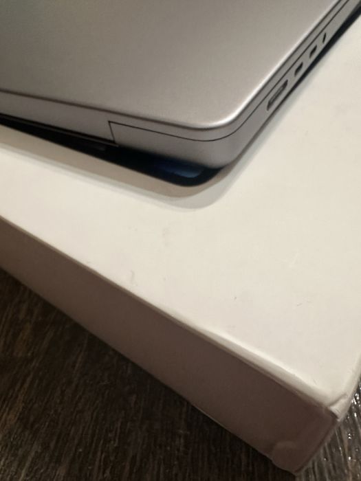 Macbook pro 16 m1pro 16/1tb