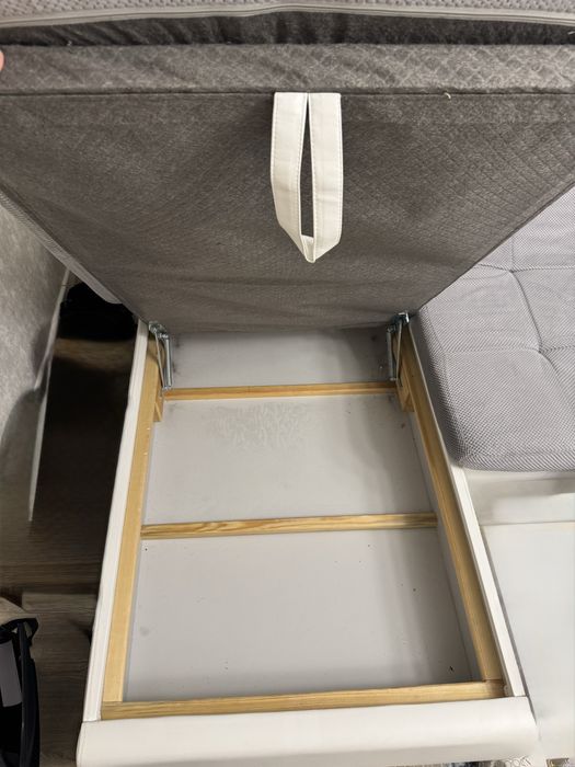 Продам большой диван