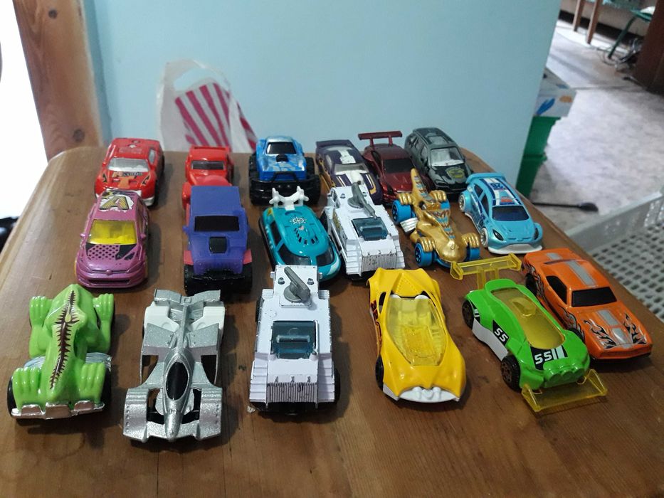 машинки разные 100 штук