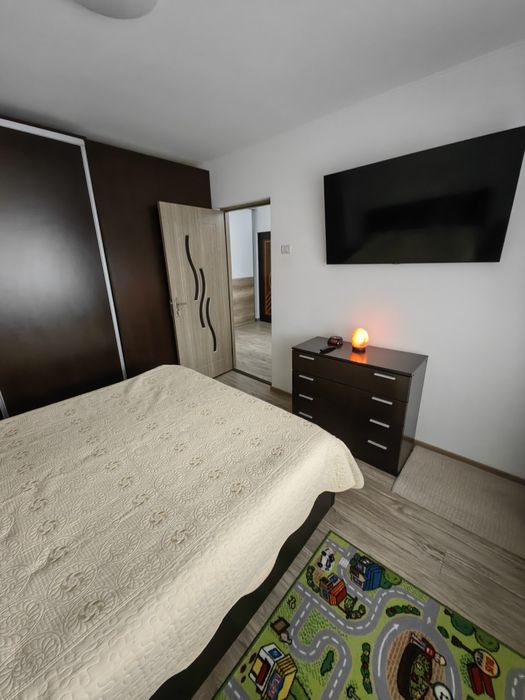 Vând apartament cu 2camere