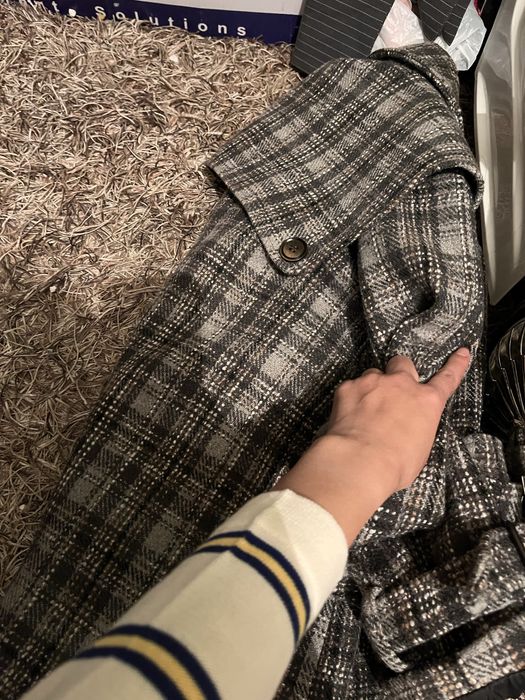 Вещи женские ………