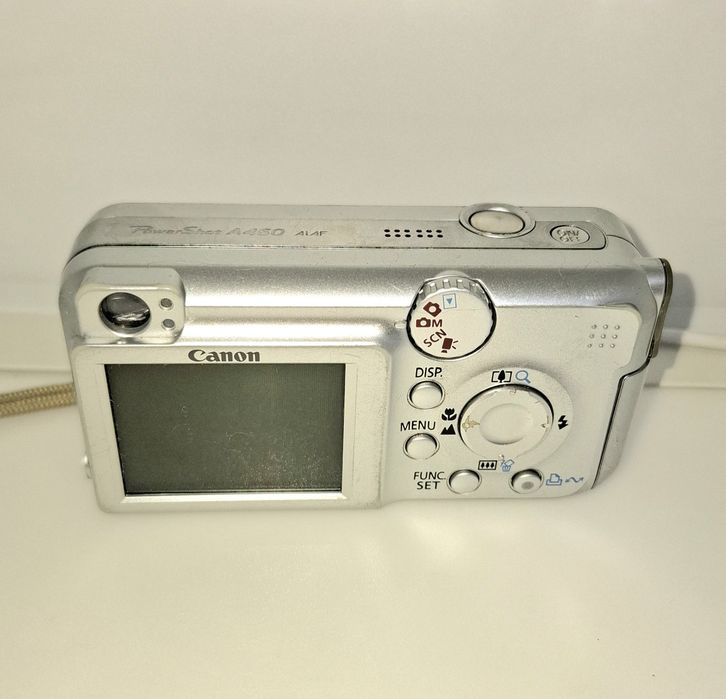 Компактен дигитареп фотоапарат CANON Powershot A460