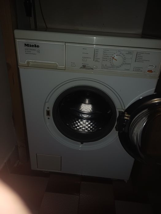 Пералня Miele работеща