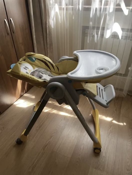 Стульчик со столиком для кормления