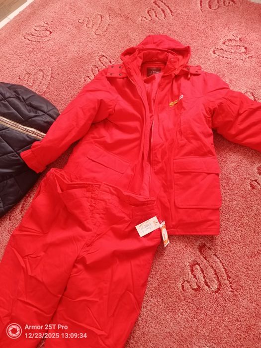 Костюм зимний продам