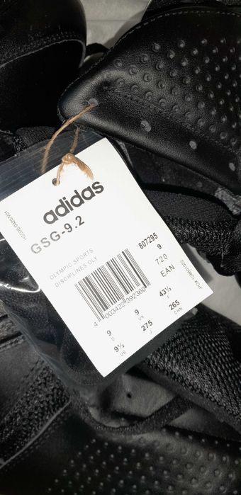 Тактически обувки adidas gsg 9.2 чисто нови размер 43 1/3