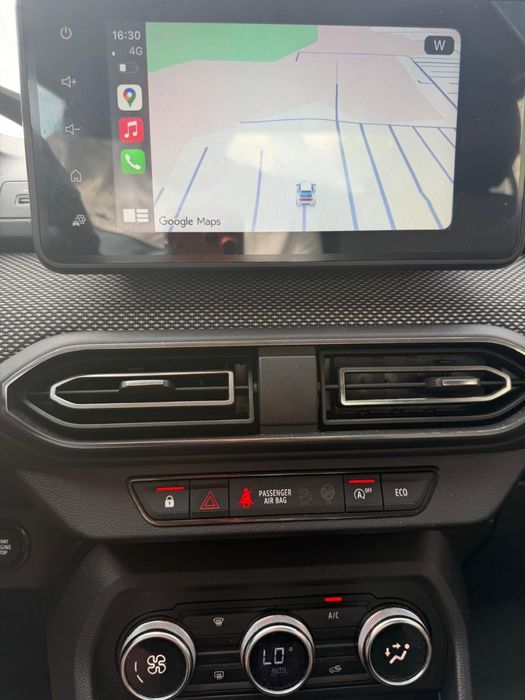 Persoana fizica vand dacia logan 3