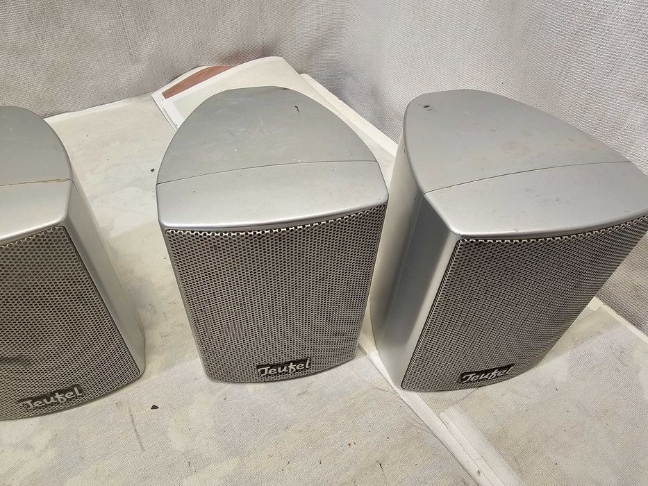 Sateliti Teufel 4 + centru pe 2 cai