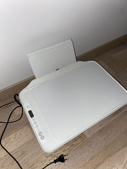 Imprimantă HP DeskJet 2710e