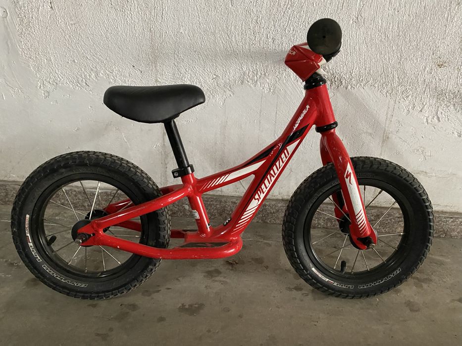 Детско колело баланс Specialised hotwalk