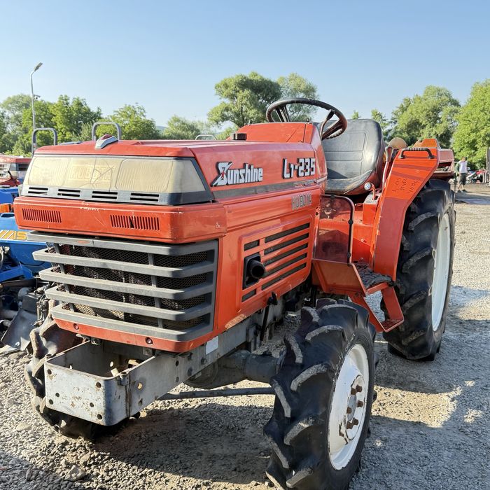 Tractor Japonez Kubota L1-235 DT Tractoare Japoneze