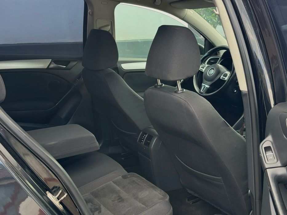 VOLKSWAGEN Golf 2010 — imagine 4