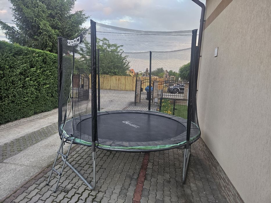 Trambulina Zipro Jump Pro, cu plasa de protectie exterioara, 312 cm