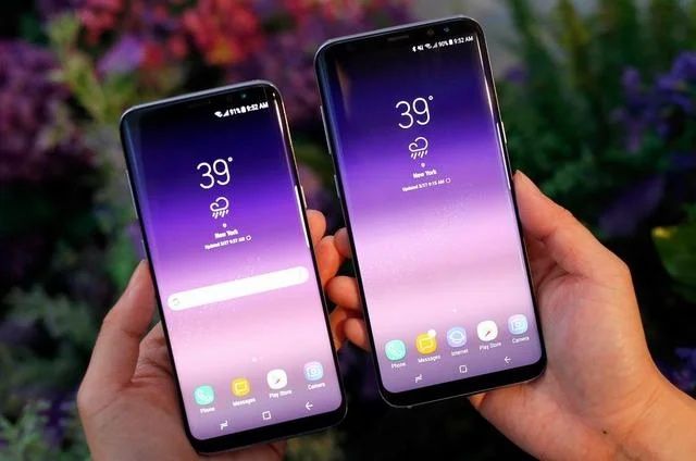 Срочный ремонт сотовых : 《Замена стекла - Экрана 》