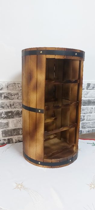 Minibar rustic pentru 12 sticle