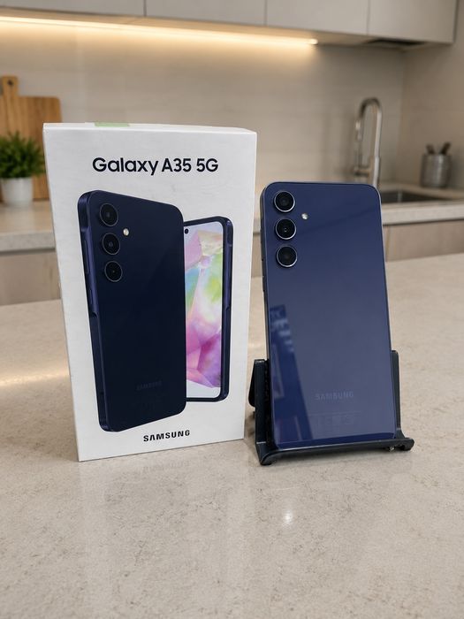 Samsung A35 5G в хорошем состоянии.