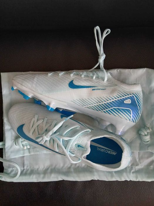 Нови бутонки Nike Mercurial