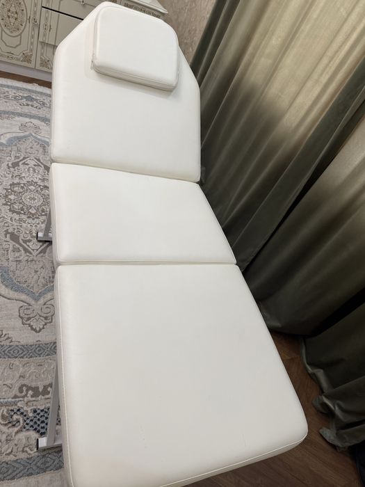 Продам кушетку