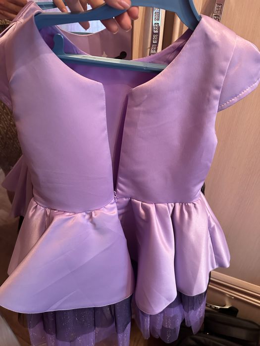 Продам  детское платье Куроми