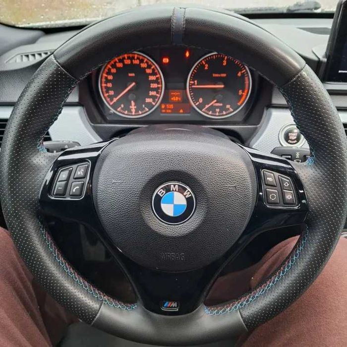 Ornament Trim Atasament Volan BMW E87 E90 91 E92 E93, Negru Lucios