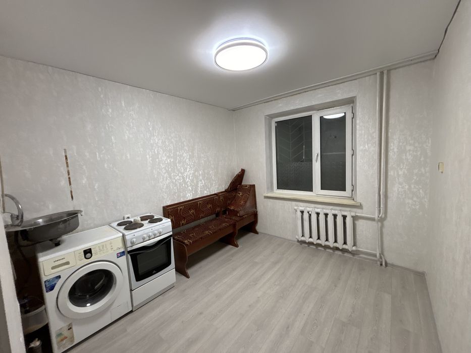 Продам 3 комнатную квартиру с ремонтом