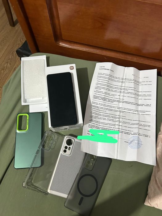 Продам или обменяю mi xiaomi 12