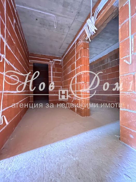 Продава се Двустаен апартамент в София, Надежда 4 - 68 кв.м за 1653 €/кв.м - Снимка #2
