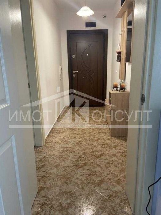 Дава се под наем Двустаен апартамент в Велико Търново, Център - 78 кв.м за 331.5 € - Снимка #8