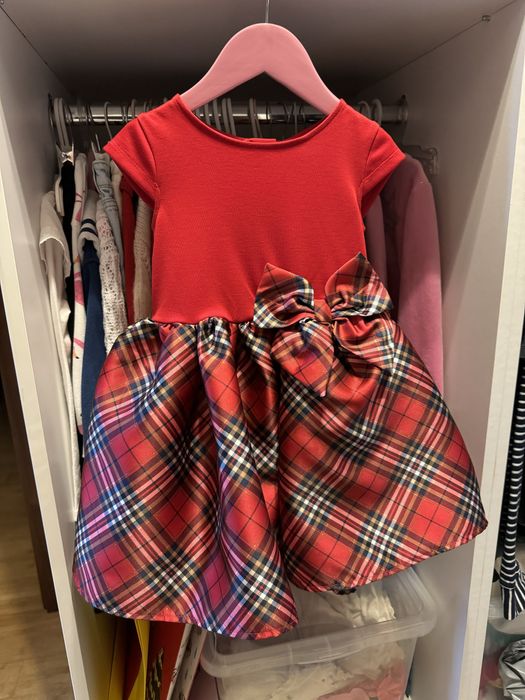 rochie rosie  H&M noua fara eticheta 2/4 ani