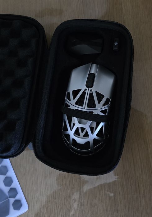 Продам WLMOUSE Beast X Max в отличном состоянии