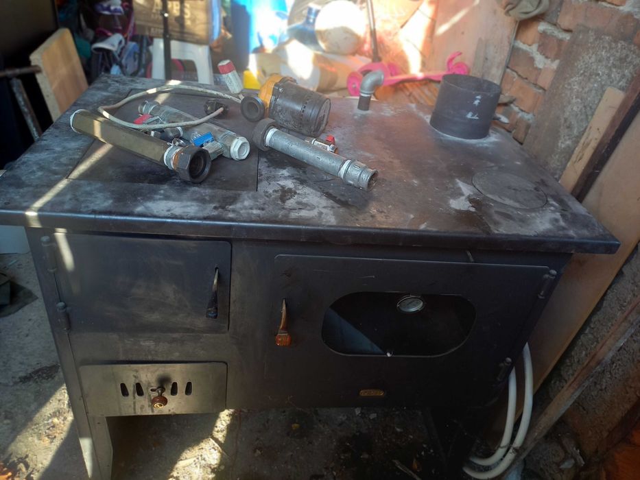 Печка Priti с водна риза