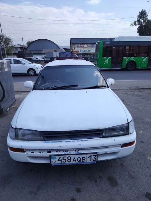Toyota corolla E100