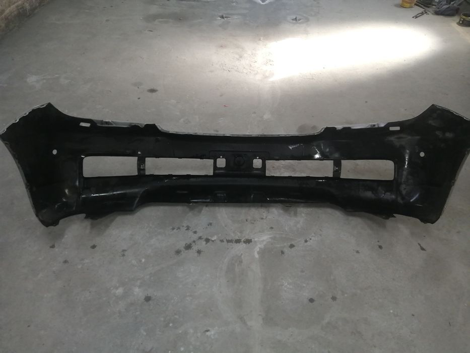 Передний бампер на LC200